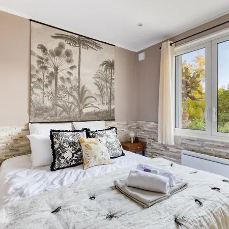 Domaine Du Soleil * Ле-Лаванду